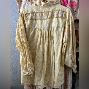 Magnolia Pearl Tora Shirty